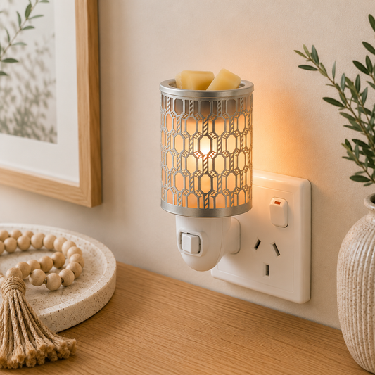Filigree Pluggable Warmer