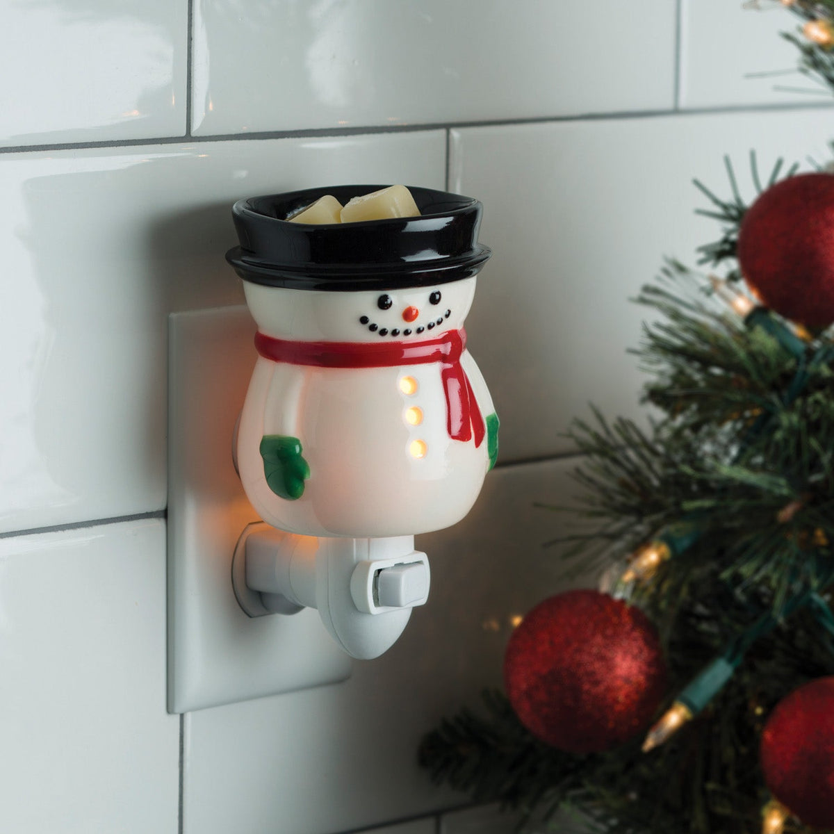 Frosty Pluggable Warmer – Frosty's Festive Glow gift set