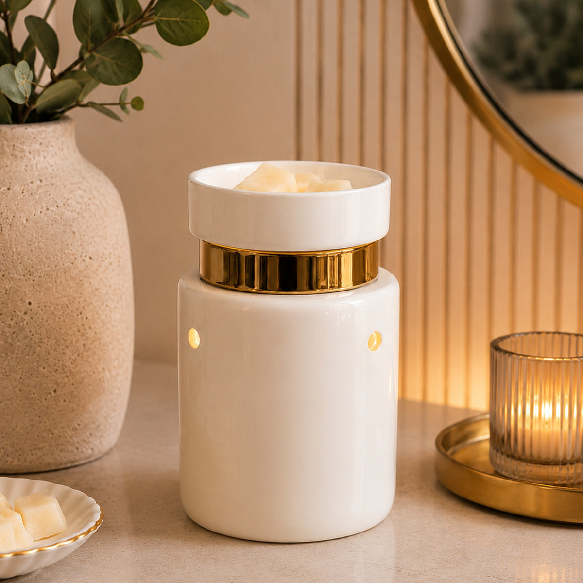 White & Gold Illumination Warmer