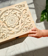 Load image into Gallery viewer, Essential Oil Box - Wood carved Lotus Flower