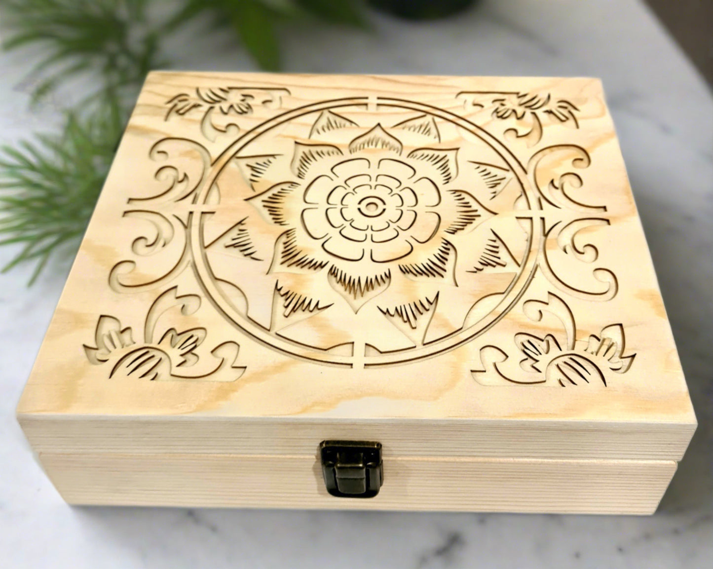 Essential Oil Box - Wood carved Lotus Flower