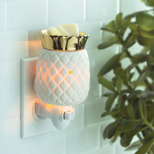 Pineapple Pluggable Warmer - RRP $27.95 - Wholesale - OUT OF STOCK - PREORDERS OPEN - ARRIVING LATE APRIL