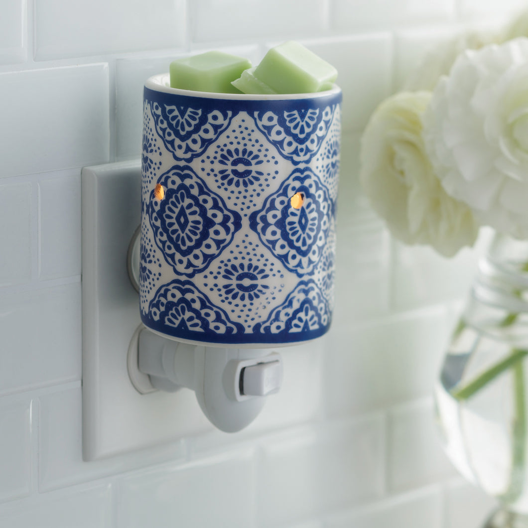 Indigo on sale salt lamp